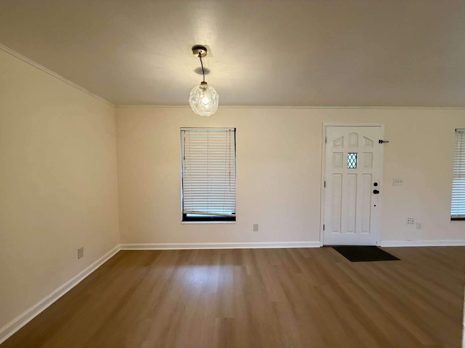 Three bedroom home in convenient location! property image