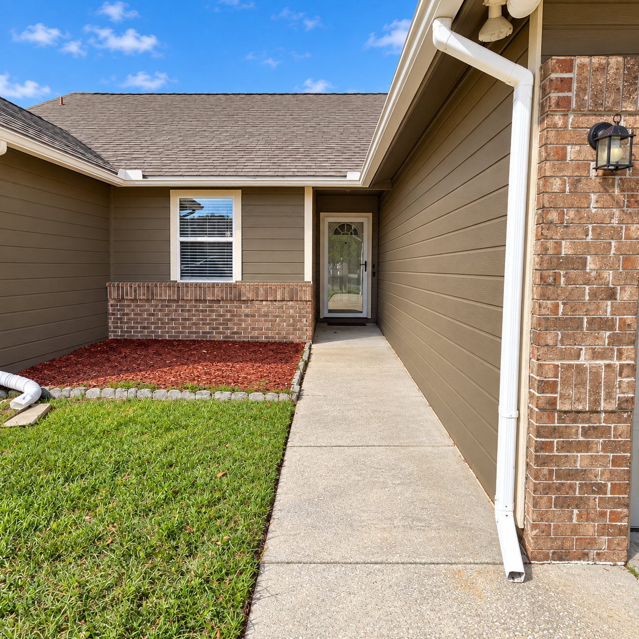 Spacious 3-Bedroom Home with Screened Lanai and Fenced Backyard property image