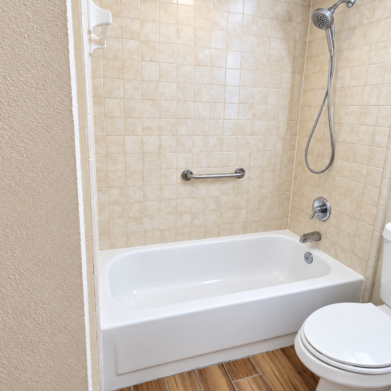 Spacious 3-Bedroom Home with Screened Lanai and Fenced Backyard property image