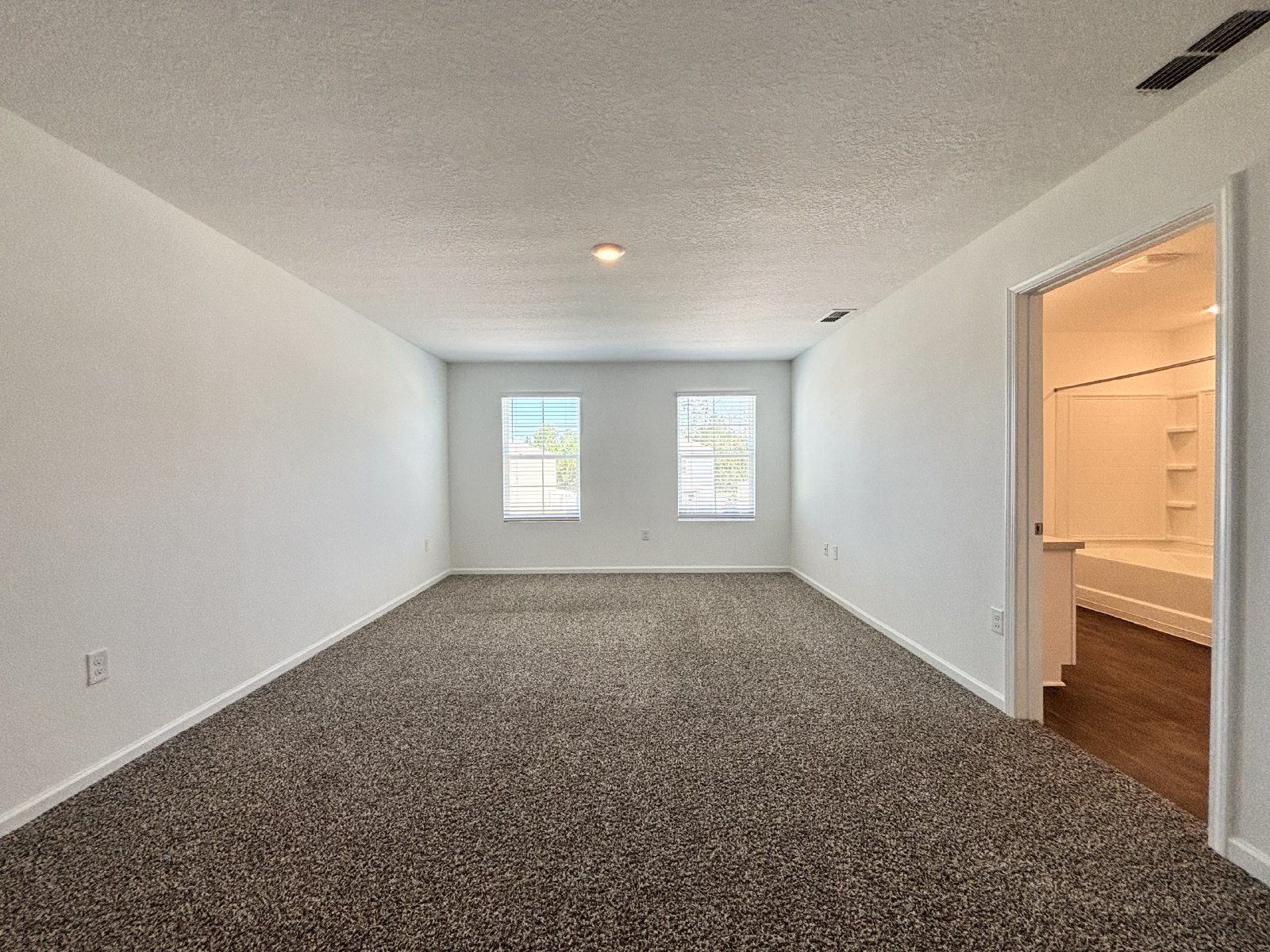 Large Home in Cross Creek property image