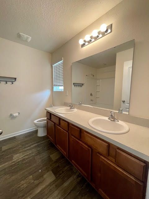 Spacious find on Jacksonville'sWestside! property image