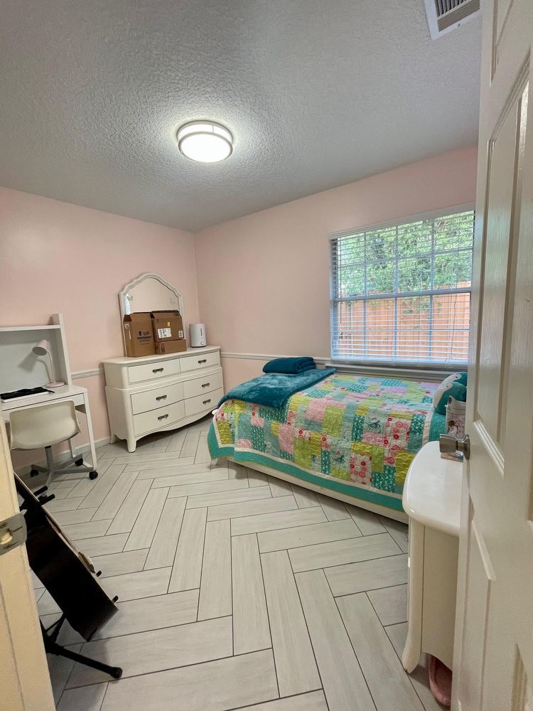 Single Family Home in the Heart of Mandarin! property image