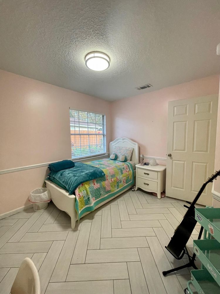 Single Family Home in the Heart of Mandarin! property image