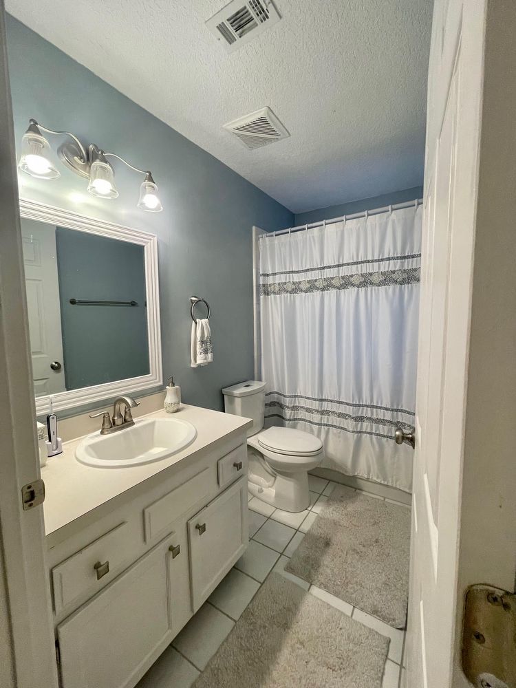 Single Family Home in the Heart of Mandarin! property image