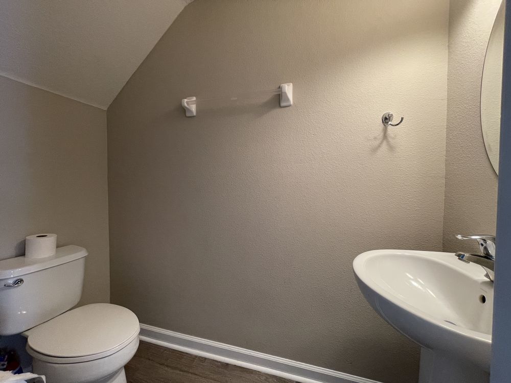 Townhome in Desirable gated Wolf Creek Community! property image