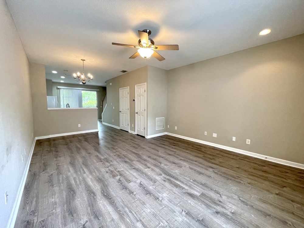 Townhome in Desirable gated Wolf Creek Community! property image