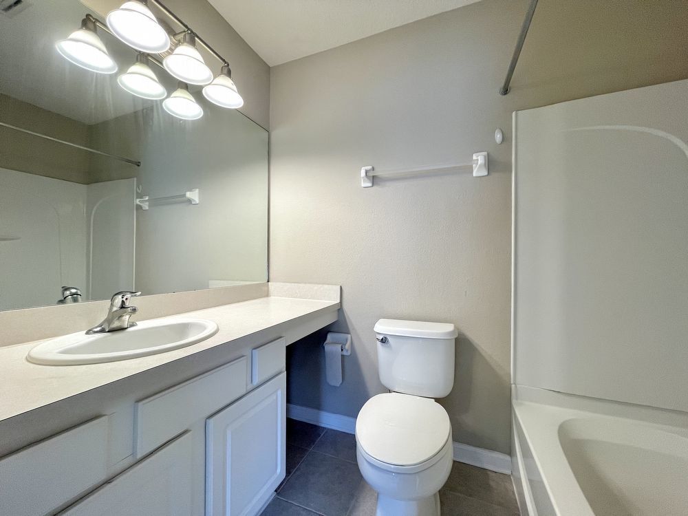 Townhome in Desirable gated Wolf Creek Community! property image