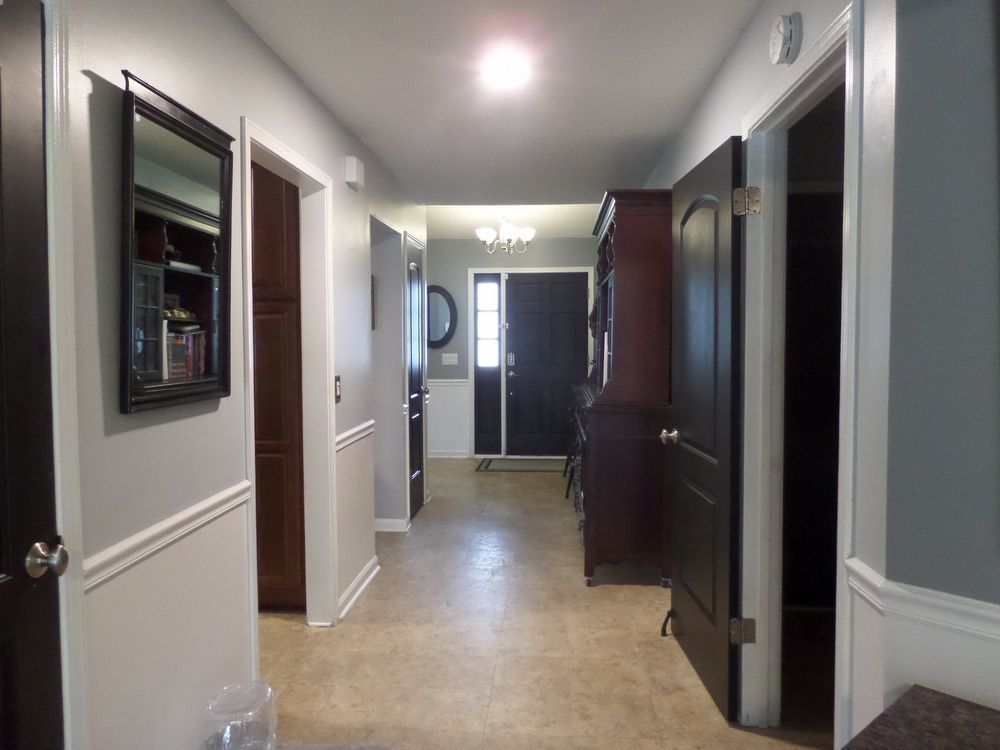 3/2 conveniently located close to the beach &  NS Mayport! property image