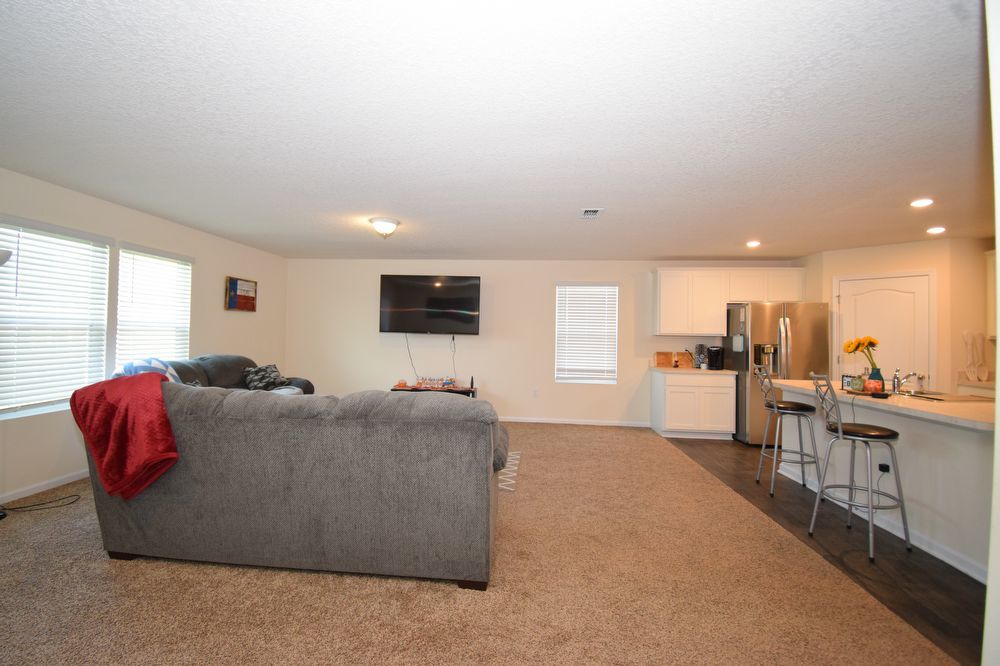 Alta Lakes Living! 4BR Home with Water View & Pool & Amenities Access property image