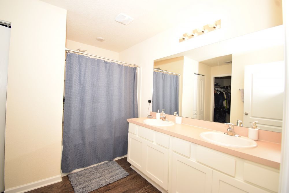 Alta Lakes Living! 4BR Home with Water View & Pool & Amenities Access property image