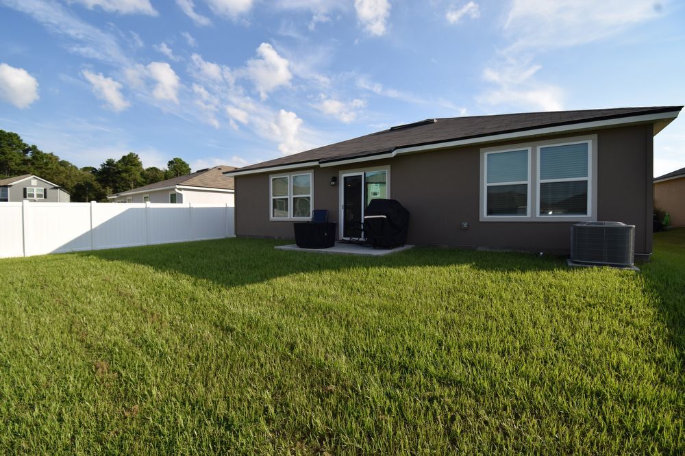 Alta Lakes Living! 4BR Home with Water View & Pool & Amenities Access property image